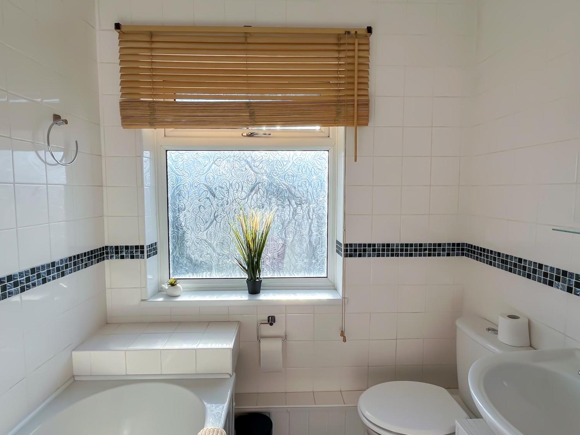 Colleyhouse-private Parking-business-group-relocation-spaciousstylish 4brhome-sleeps 10 * Sheffield
