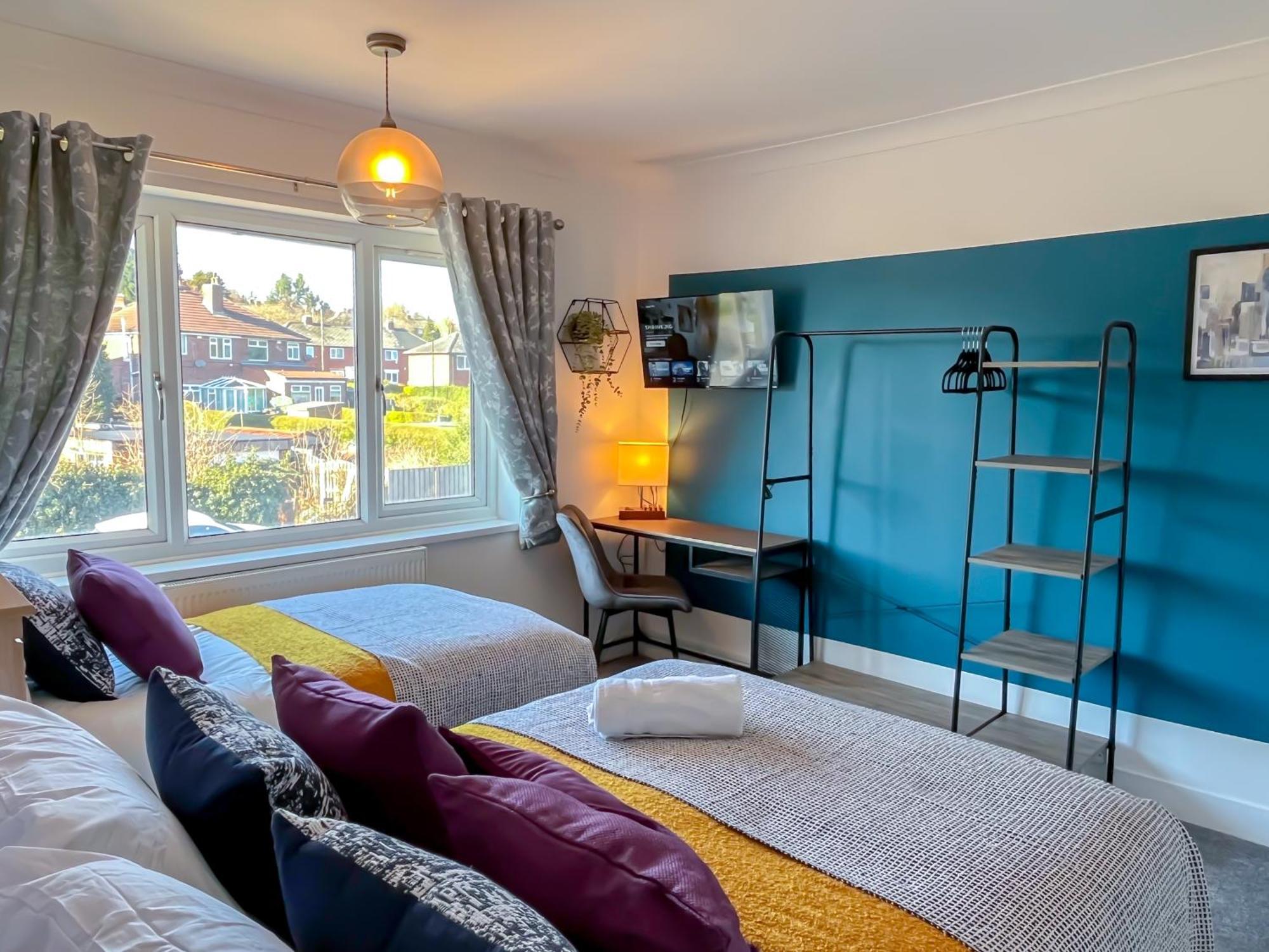 Colleyhouse-private Parking-business-group-relocation-spaciousstylish 4brhome-sleeps 10 Sheffield