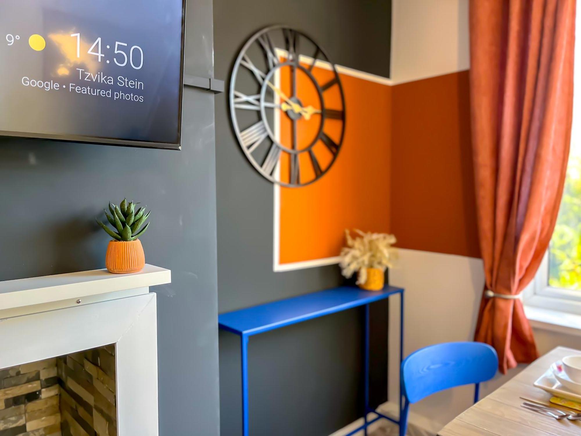 Colleyhouse-private Parking-business-group-relocation-spaciousstylish 4brhome-sleeps 10 * Sheffield
