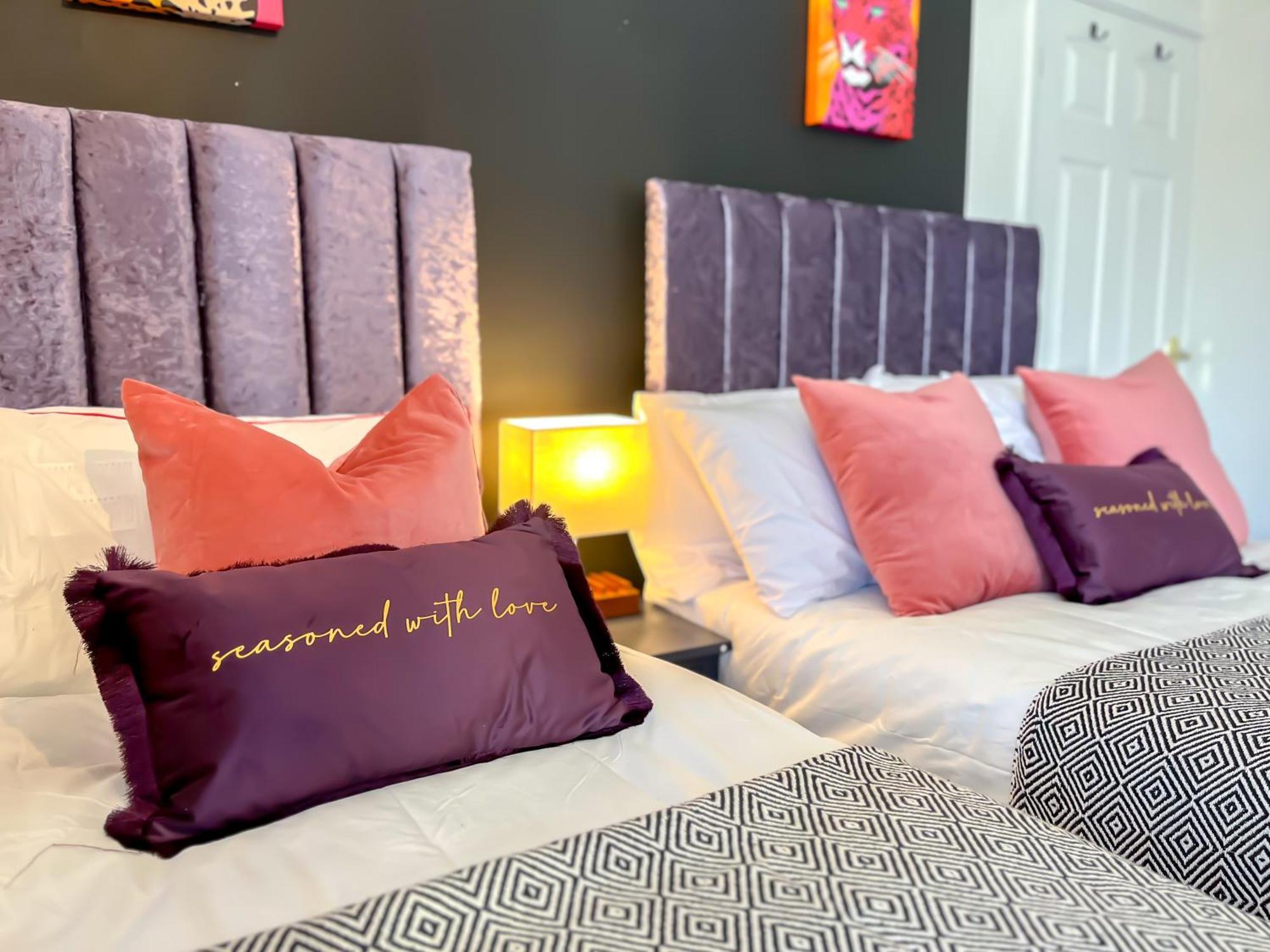Holiday home Colleyhouse-private Parking-business-group-relocation-spaciousstylish 4brhome-sleeps 10 Sheffield